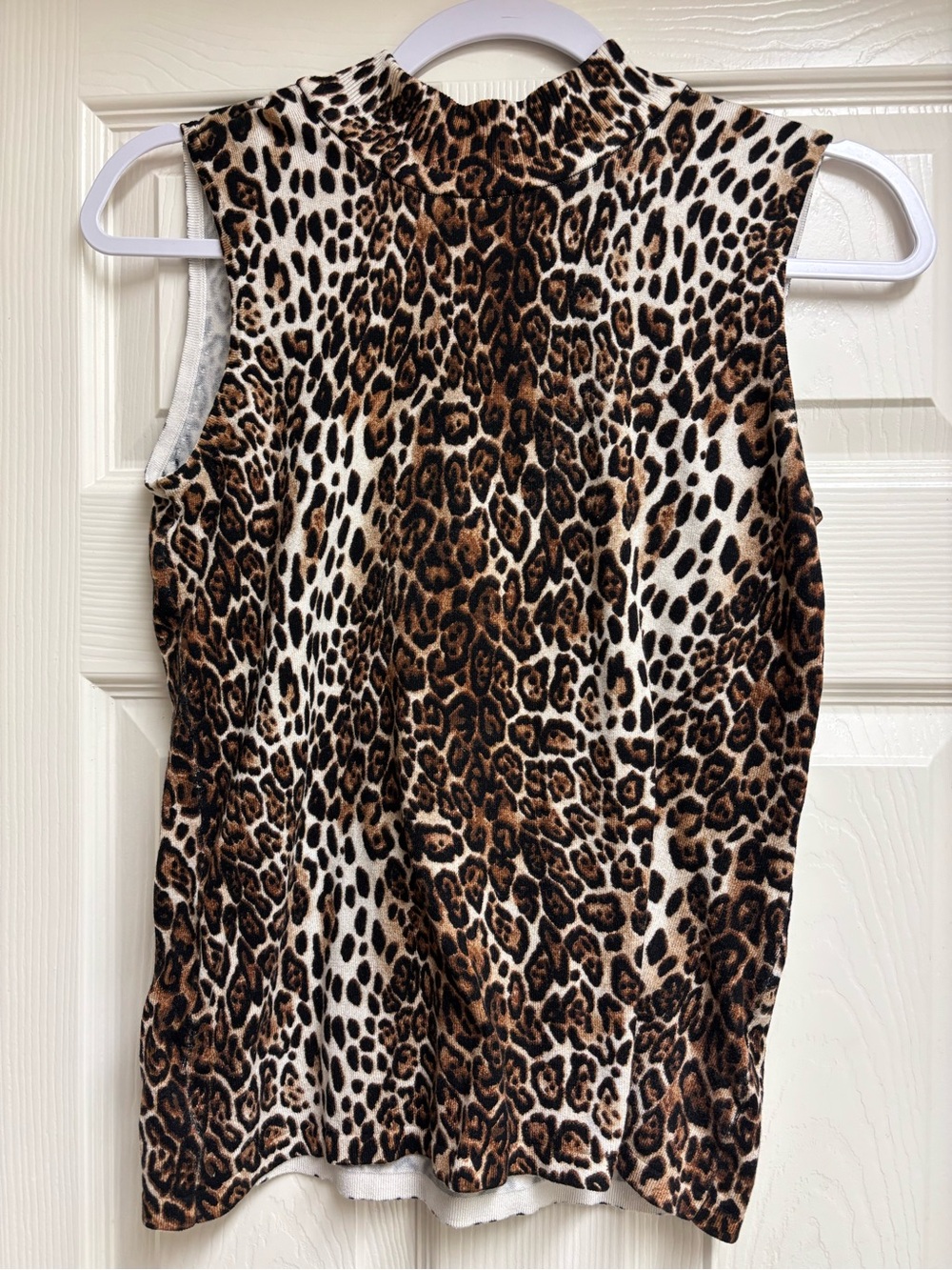 Sleeveless Leopard Print Mock Neck Top - Brown/Cream